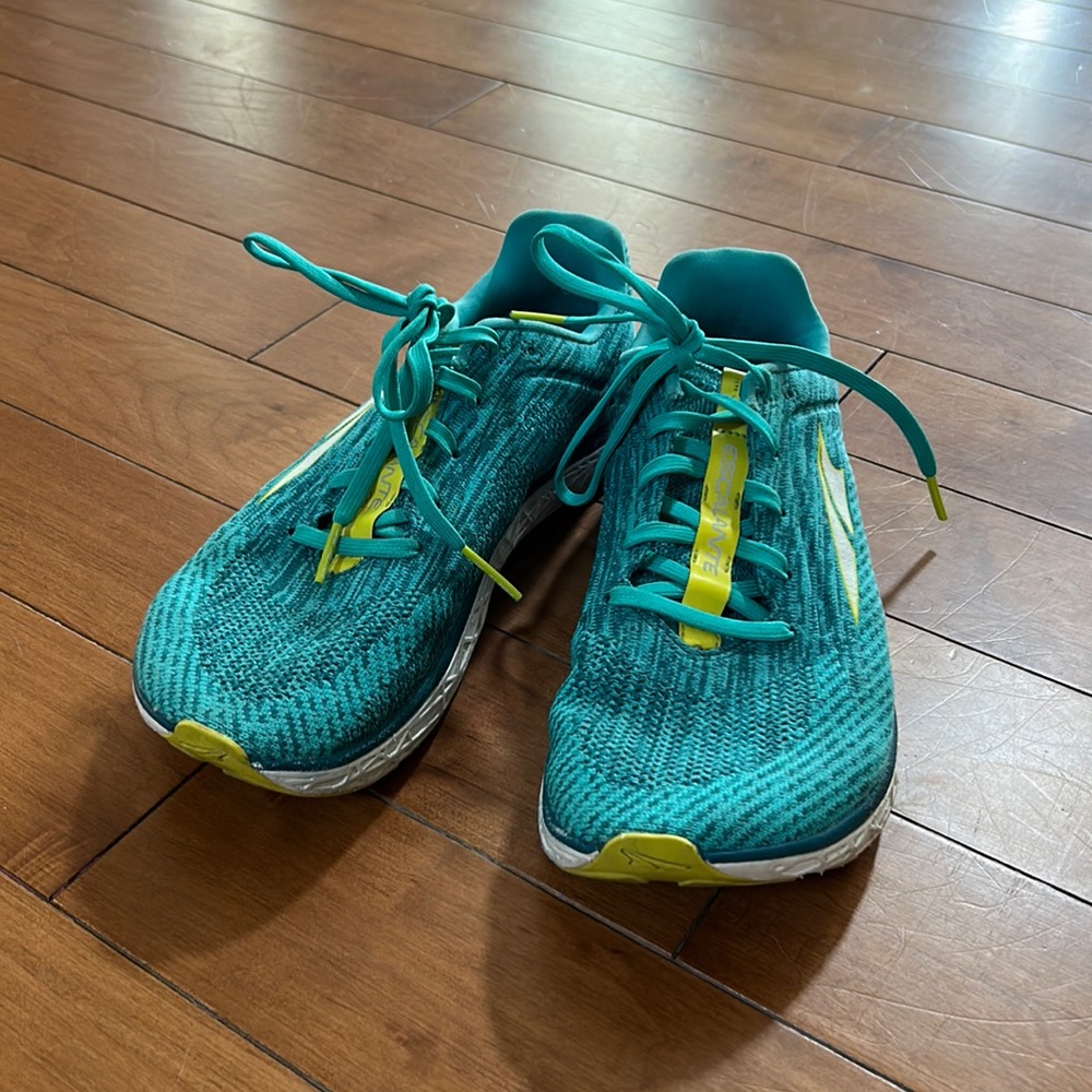 Altra Escalante Running Shoes size 8